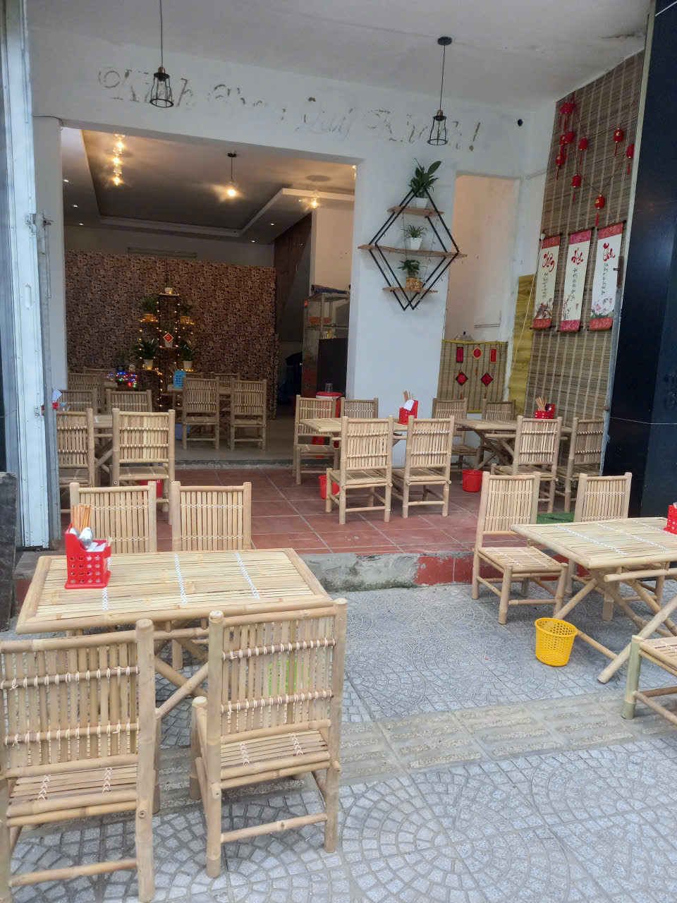 BỘ BÀN XẾP GHẾ TRE TỰA CHO QUÁN ĂN