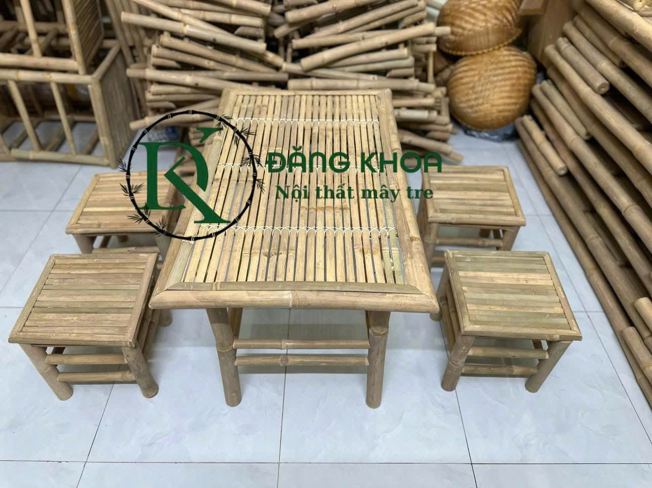 BÀN GHẾ TRE CHO QUÁN ĂN UỐNG MĂ 01
