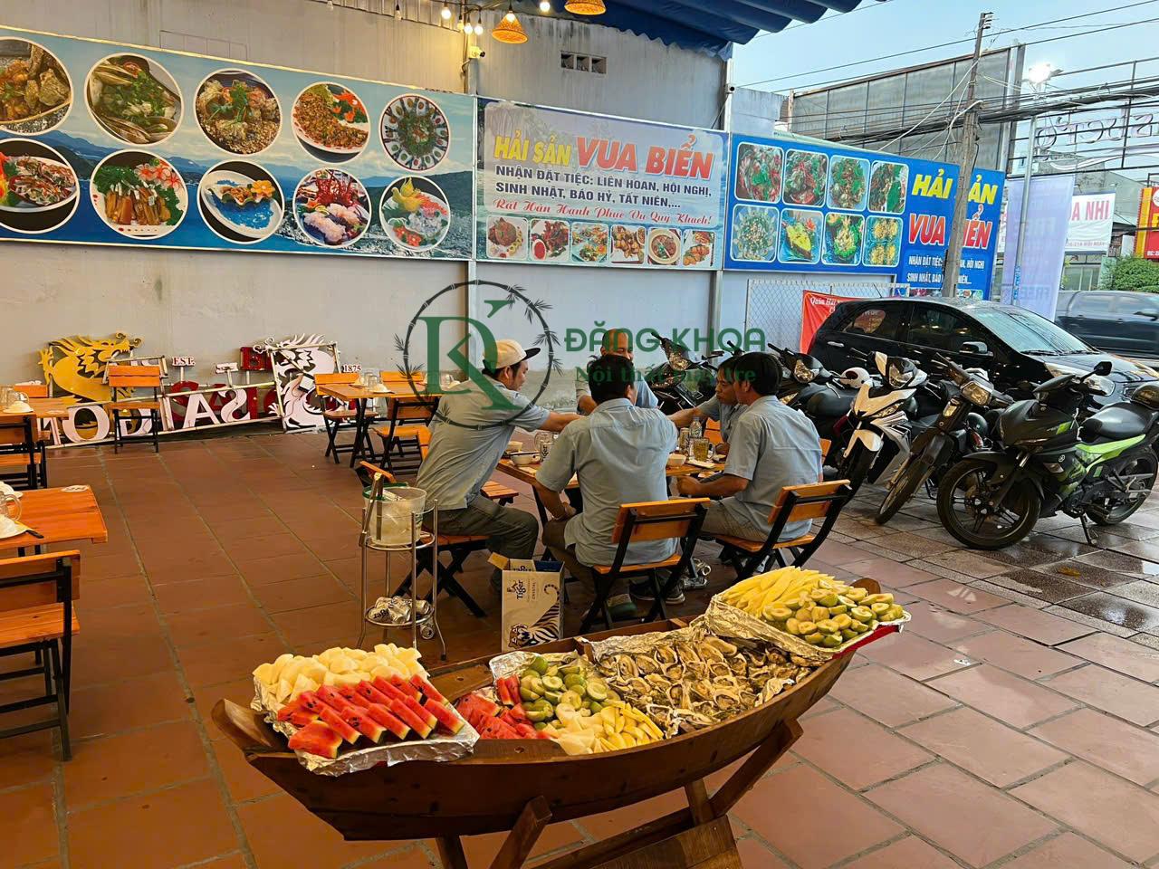 GHE THUYỀN TRANG TRÍ SÂN VƯỜN